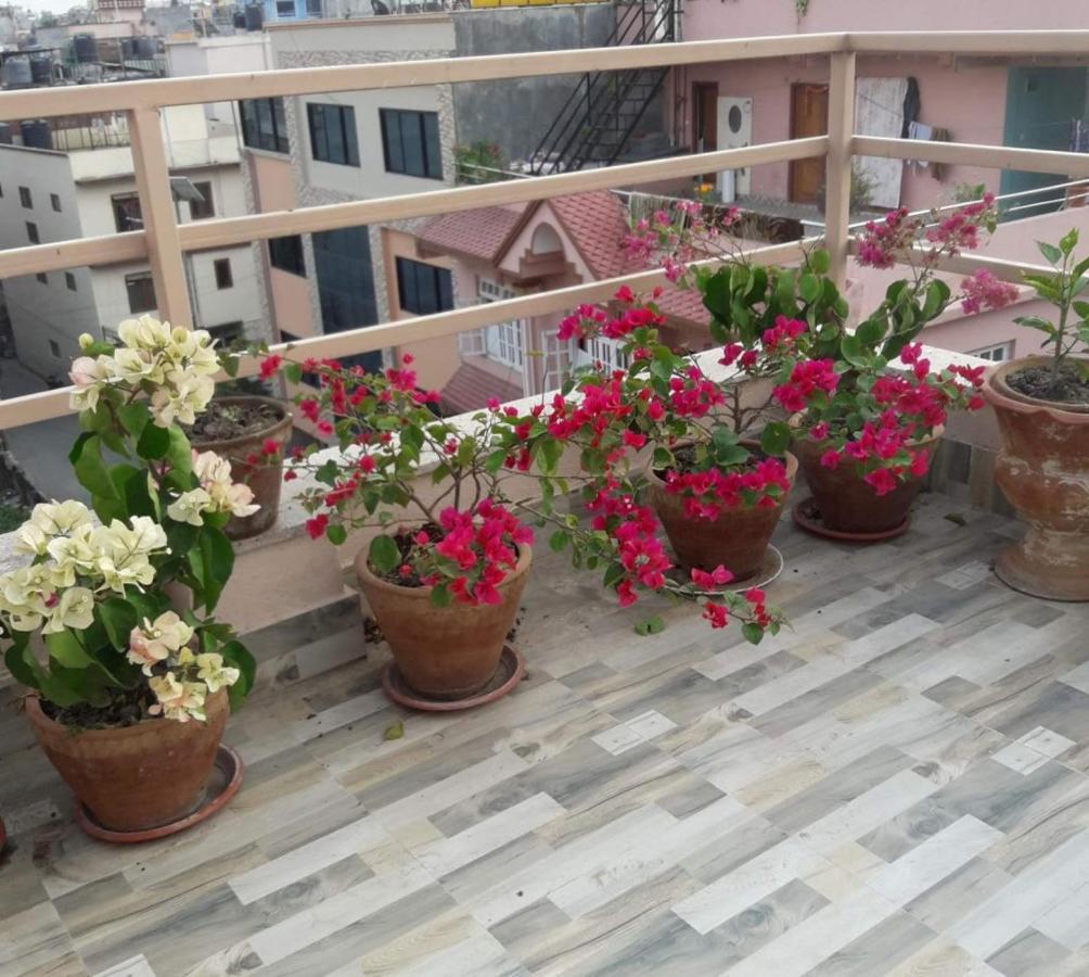 Apartment Rupas Kathmandu Exterior foto
